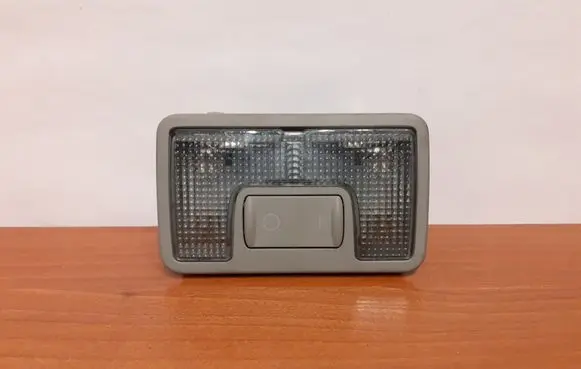 Audi A4 S4 B6 8E 8H Front seat light 947123SJ0 4523