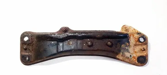 Subaru Forester SG Engine mounting bracket 