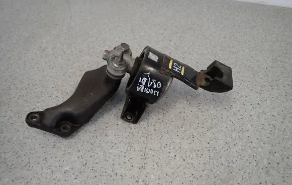 Chevrolet Lacetti Engine mount vacuum valve 