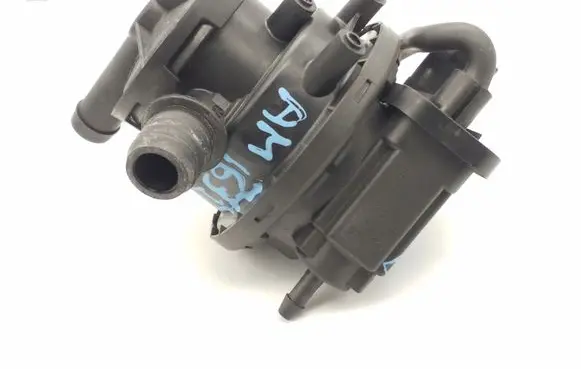 Audi Q7 4L Active carbon filter fuel vapour canister 7L8906271A