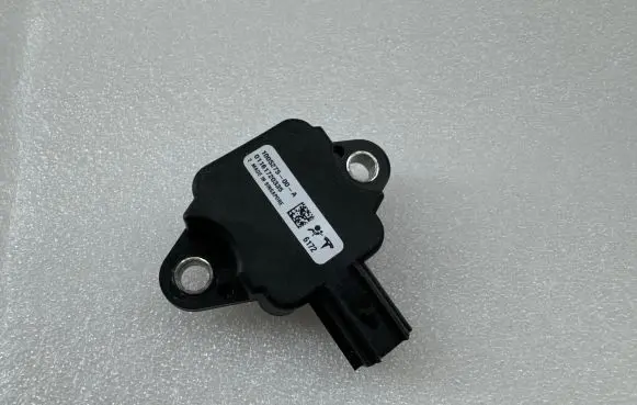 Tesla Model S Airbag deployment crash/impact sensor 100527500A 01161720335