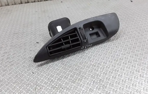 Peugeot 807 Dashboard side air vent grill/cover trim 1488068077