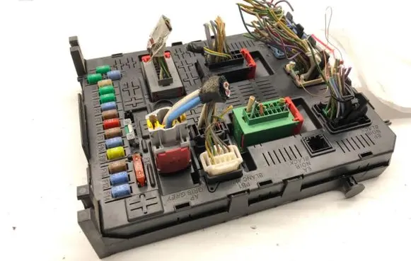 Peugeot 308 SW Other control units/modules 966405908001