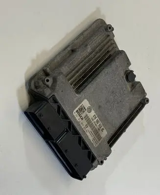 Volkswagen Touareg I Engine control unit/module 070906016BC 0281011839