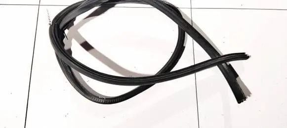 Mitsubishi Colt Rubber seal rear door mr978373 16778