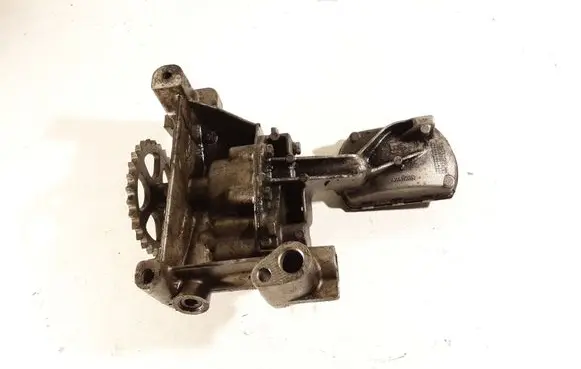 Volvo V50 Oil pump 9644350880