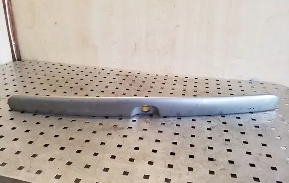 Opel Vectra B Tailgate trim 90463727