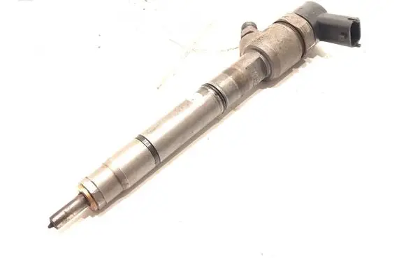 KIA Sportage Fuel injectors set 338002A800