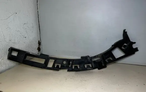 Peugeot Rifter Front bumper mounting bracket 9816768780 86811