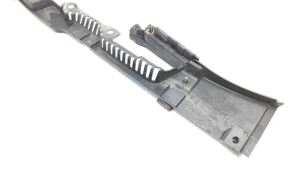 Volvo S90, V90 Fender end trim 31386870
