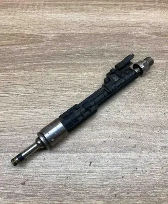 BMW 3 F30 F35 F31 Fuel injector 0261500260 13648625397 060215
