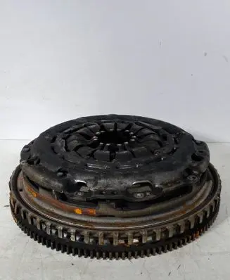 Renault Kadjar Dual mass flywheel 123104345R