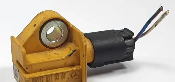 Mercedes-Benz E C207 W207 Airbag deployment crash/impact sensor A2128210351