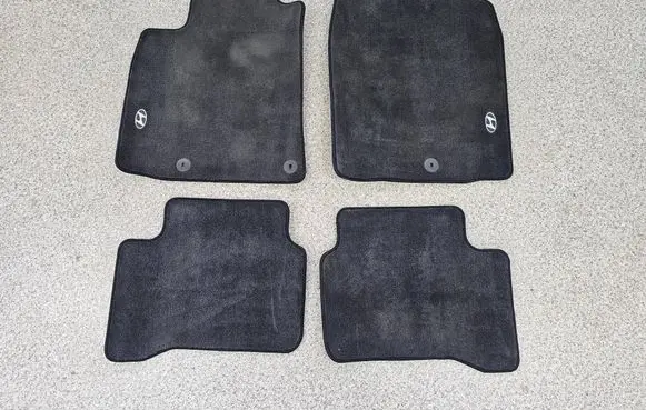 Hyundai Ioniq Car floor mat set 