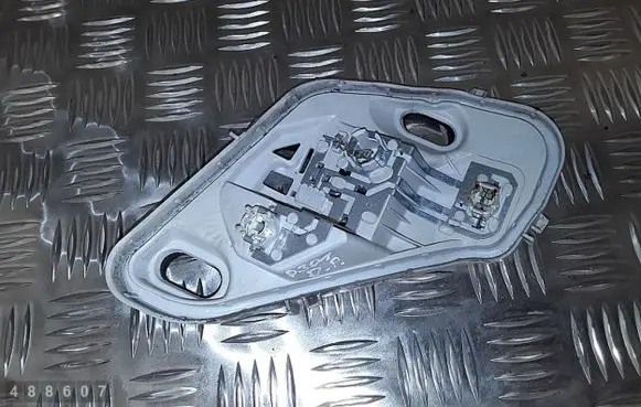 Opel Meriva B Tail light bulb cover holder