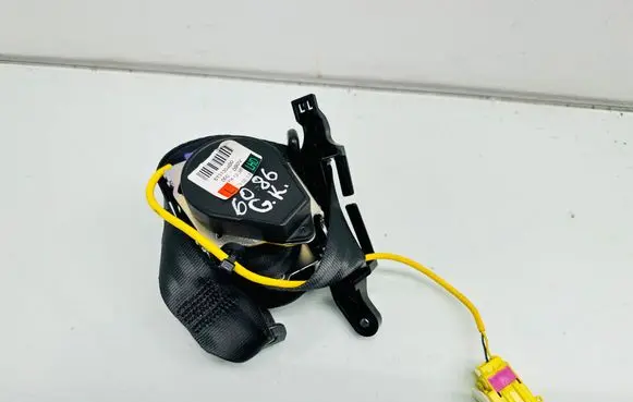 Volkswagen PASSAT CC Rear seatbelt 3C8857805C 609933300