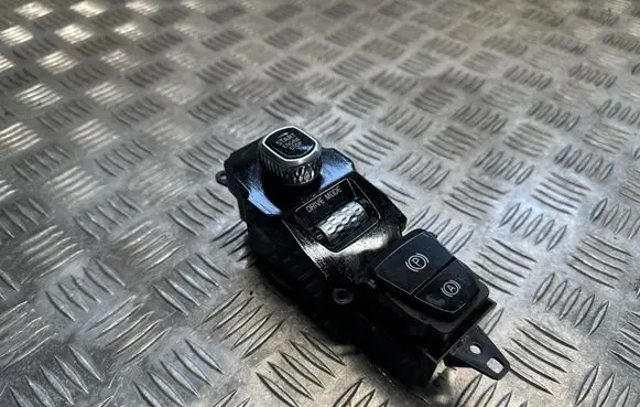 Volvo XC90 Engine start stop button switch 31443818 19W043 T19040287101