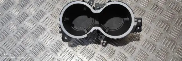 Cup holder front