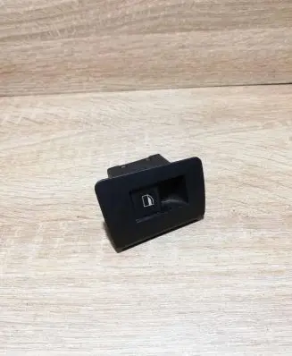 BMW X5 E53 Electric window control switch 8385955