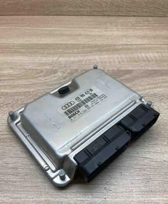 Audi A4 S4 B5 8D Engine control unit/module ECU 038906019BR 0281010226