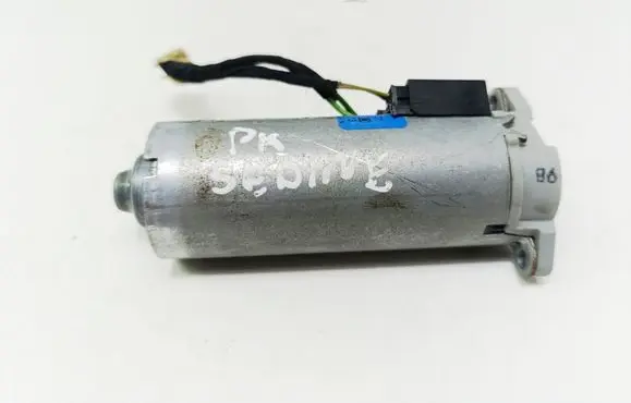 BMW 7 E65 E66 Seat adjustment motor 0130002613