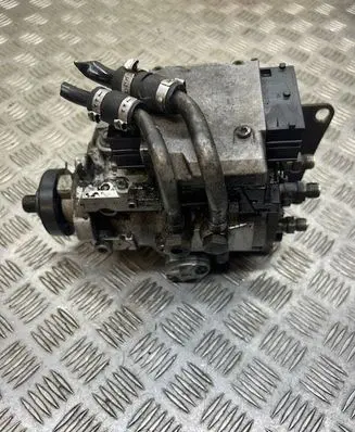 Opel Vectra C Fuel injection high pressure pump 0470504205 24451344