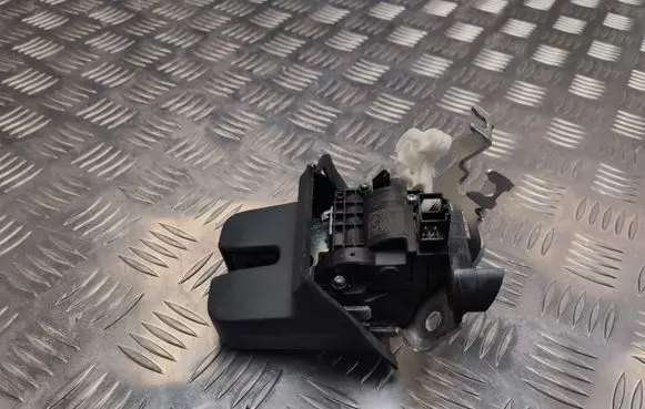 Skoda Octavia Mk4 Tailgate/trunk/boot lock/catch/latch 5E3827505 201223092131