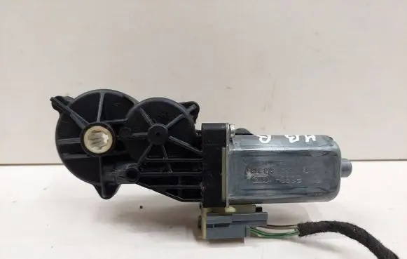 Mercedes-Benz R W251 Seat adjustment motor 0390203213 820648084