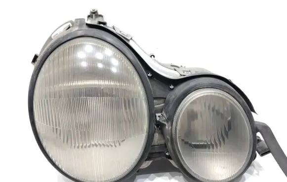 Mercedes-Benz E W210 Headlight/headlamp