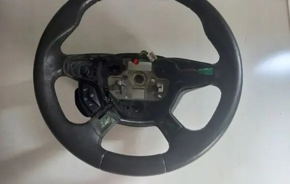 Ford Focus Steering wheel