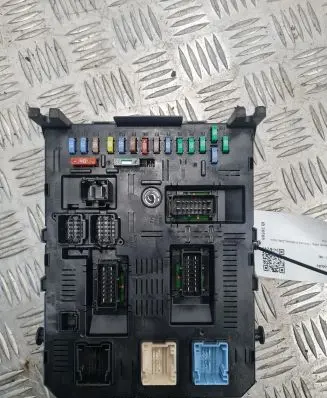 Peugeot 307 Comfort/convenience module 9660105680
