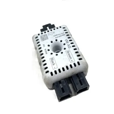 Volkswagen Golf VII Aerial antenna filter 5Q0035570