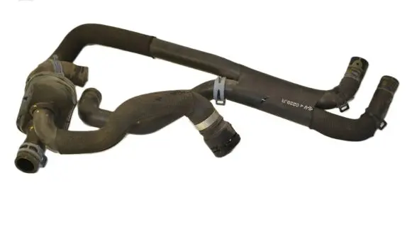 Engine coolant pipe/hose