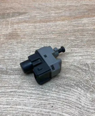 Ford Mondeo Mk III Brake pedal sensor switch 1S7T13480AA