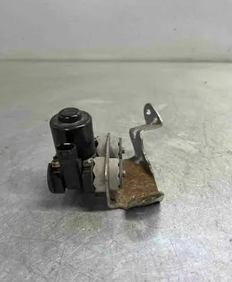 Coolant heater control valve