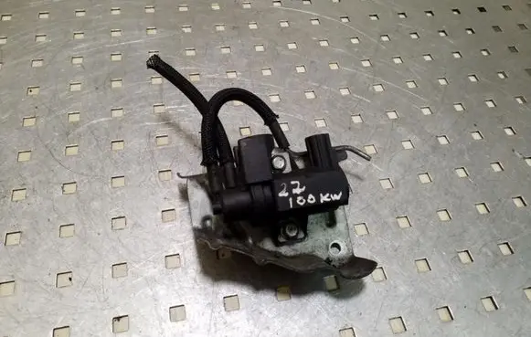 Toyota RAV 4 (XA30) Turbo solenoid valve 258190R011