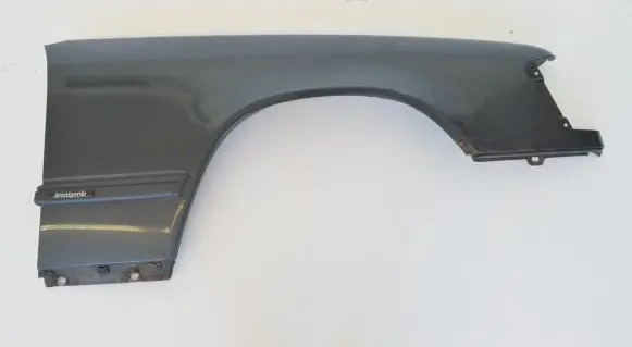 Mercedes-Benz 190 W201 Fender