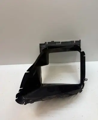 Audi Q7 4M Intercooler air channel guide 4M0145333 4M0145333T