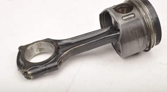 Mercedes-Benz E W211 Piston 