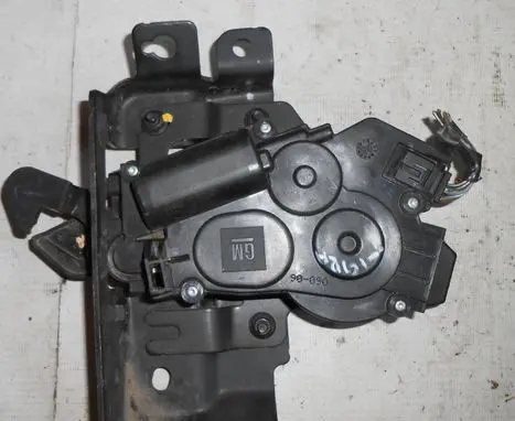 Opel Tigra B Convertible roof lock/latch