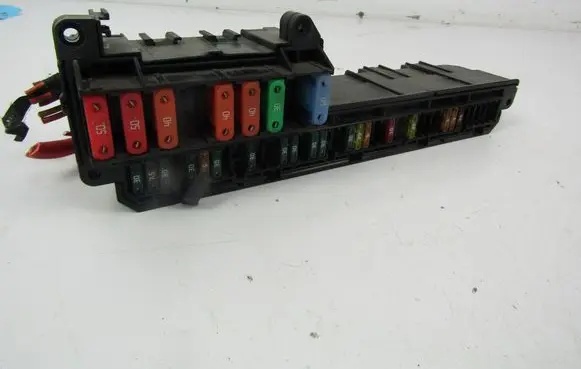 BMW 5 E60 E61 Fuse box set 6957330