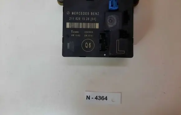 Mercedes-Benz E W211 Door control unit/module 2118201526