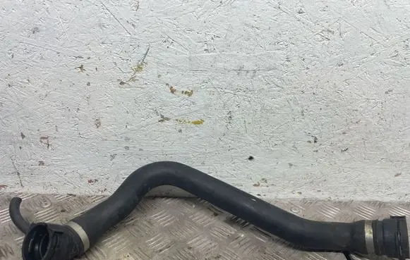 BMW 5 E39 Engine coolant pipe/hose 11532247821