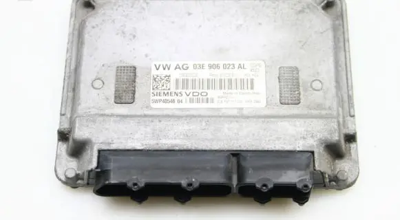 Volkswagen Polo V 6R Engine control unit/module 03E906023AL