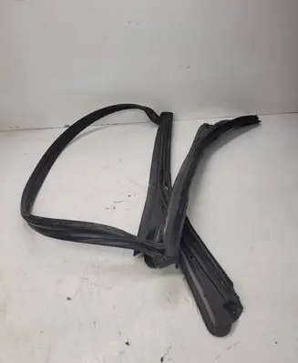 Audi A3 S3 8P Rubber seal rear door 8P7871465B