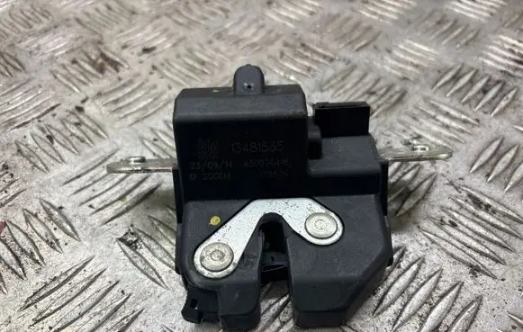 Opel Corsa D Tailgate/trunk/boot lock/catch/latch 430036418