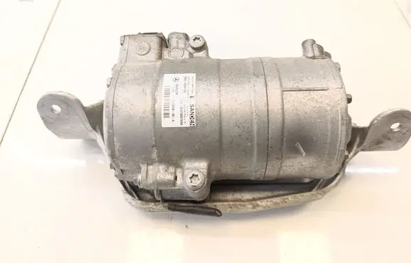 Mercedes-Benz B W246 W242 Air conditioning (A/C) compressor (pump) SHS33H4155 101554900A