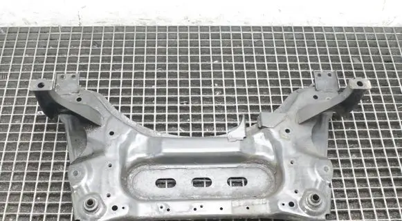 Nissan Qashqai Front subframe