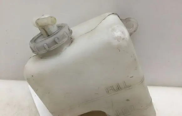 Mitsubishi Pajero Sport I Coolant expansion tank/reservoir 