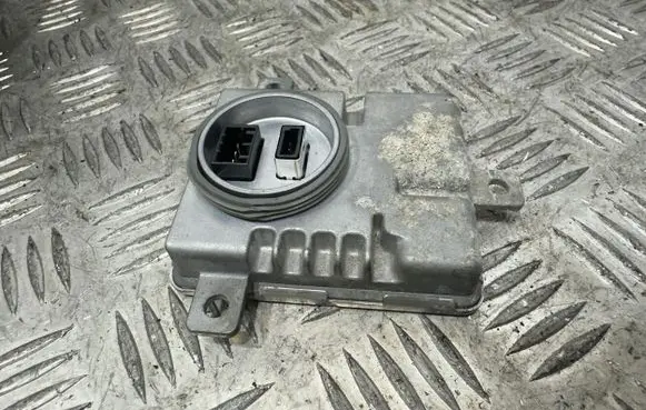 Headlight ballast module Xenon